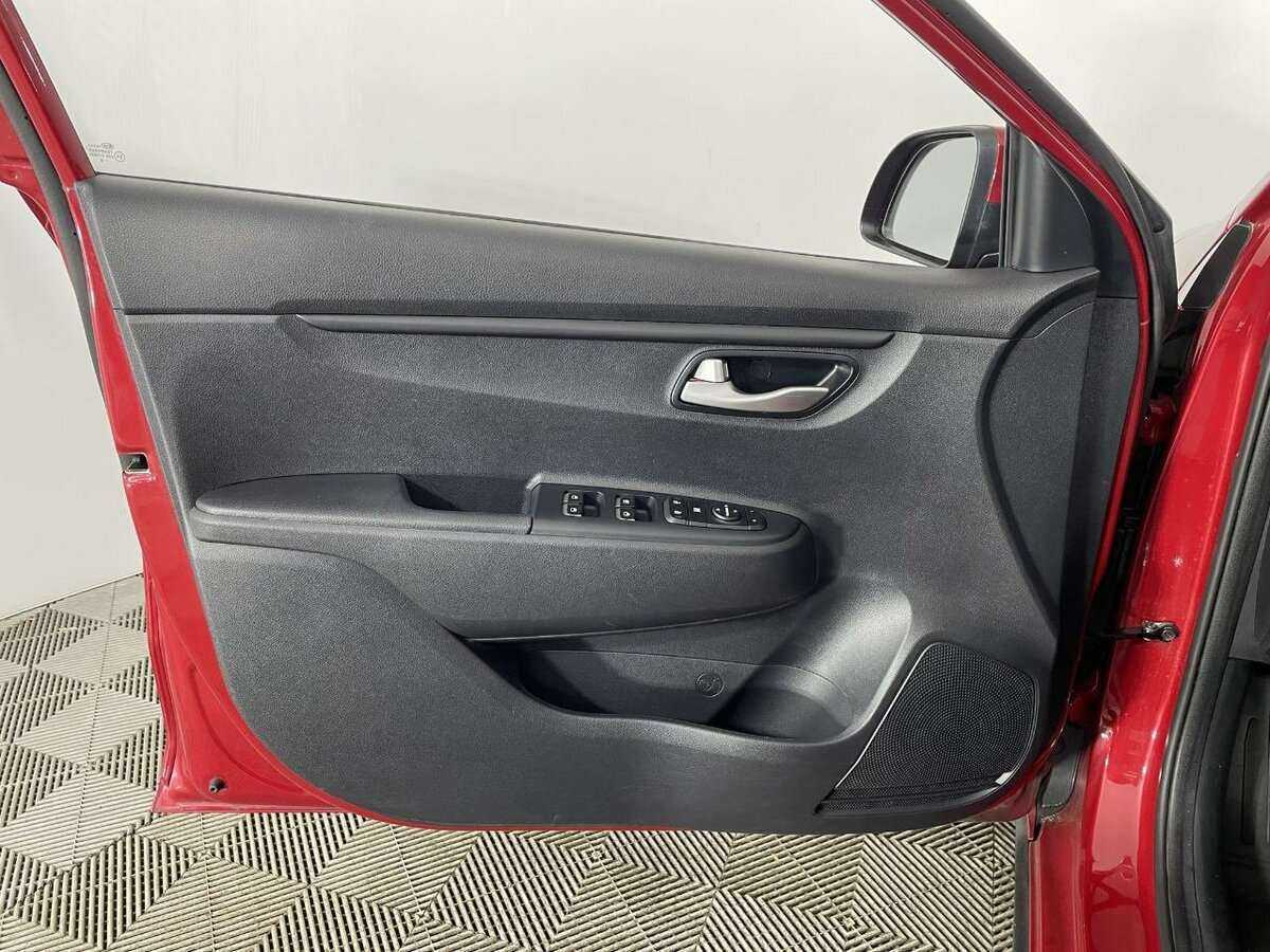 Kia Rio X-Line, 2019 Фото №8