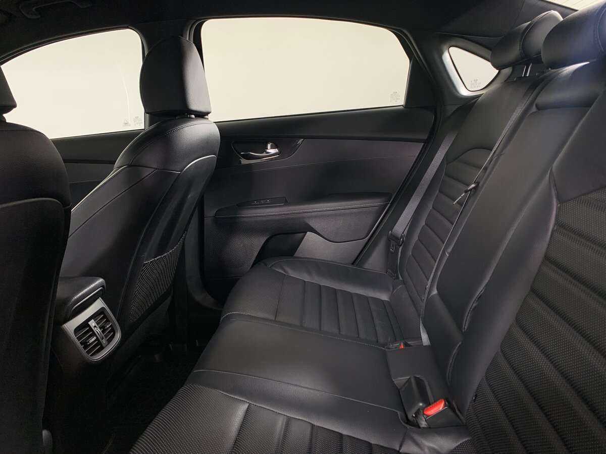 Kia Cerato, 2020 Фото №16