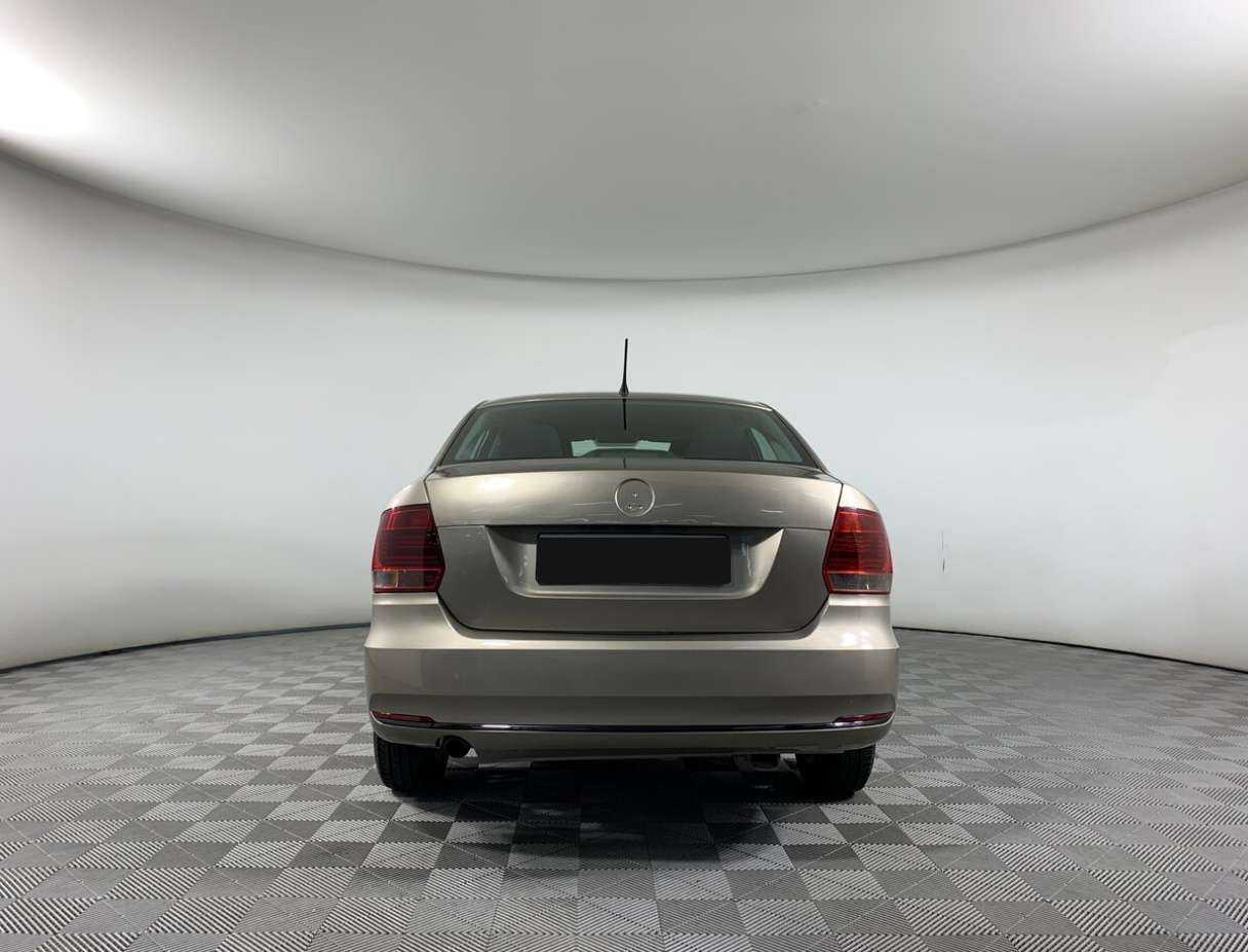 Volkswagen Polo, 2015 Фото №6