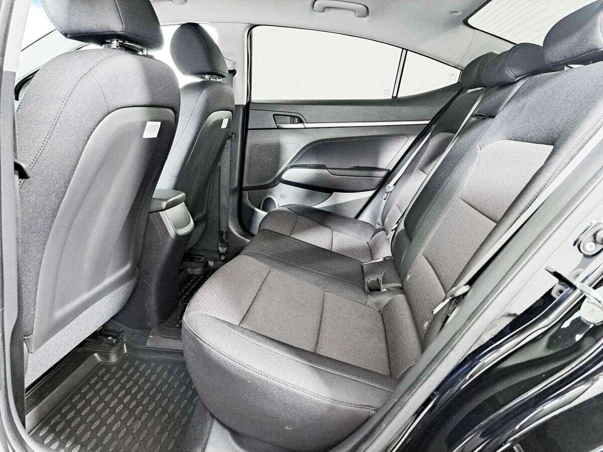 Hyundai Elantra, 2019 Фото №9