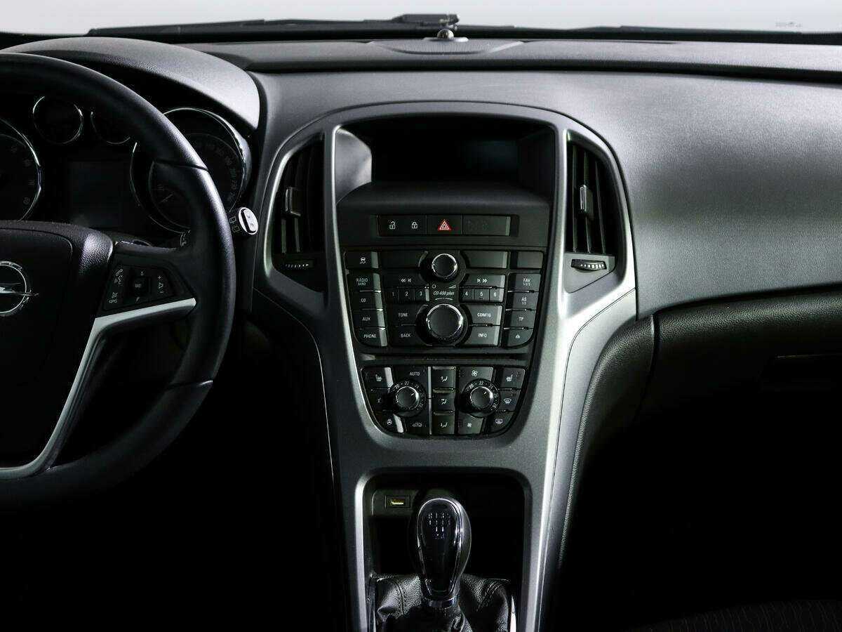 Opel Astra GTC, 2014 Фото №13