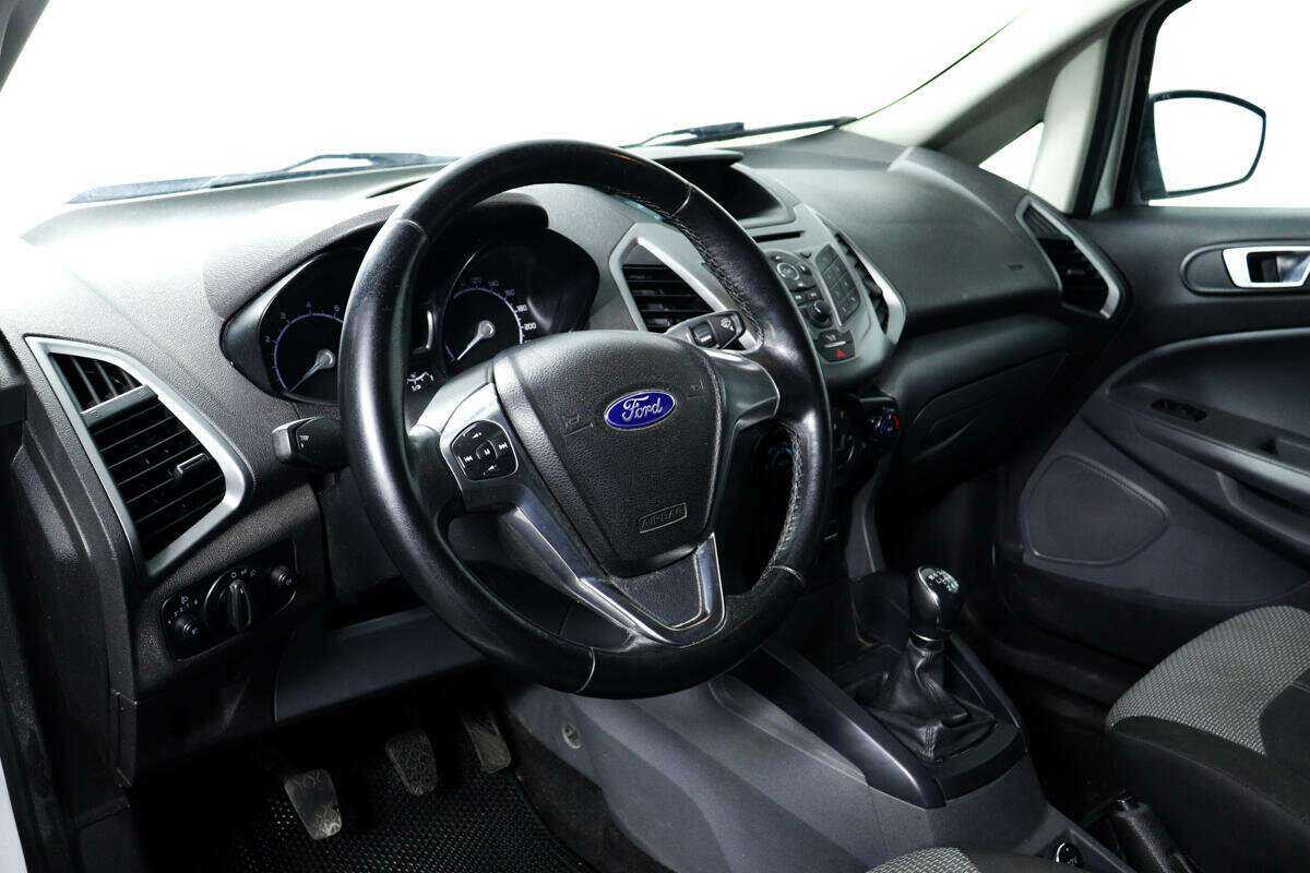 Ford EcoSport, 2015 Фото №11
