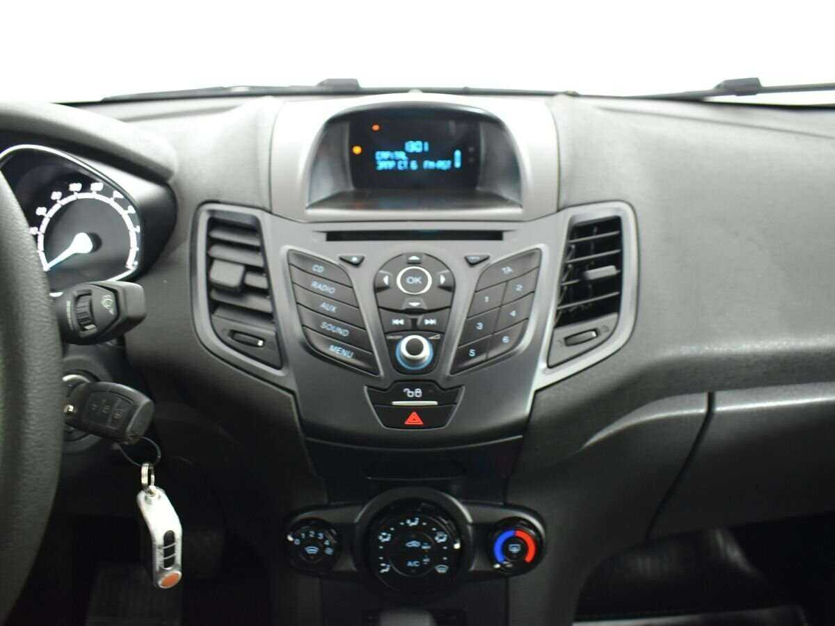 Ford Fiesta, 2019 Фото №11