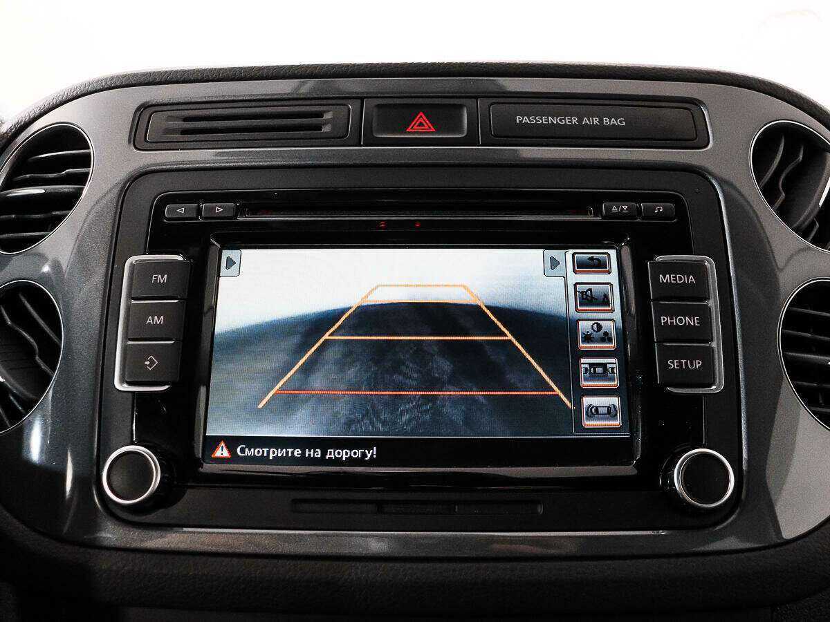 Volkswagen Tiguan, 2015 Фото №16