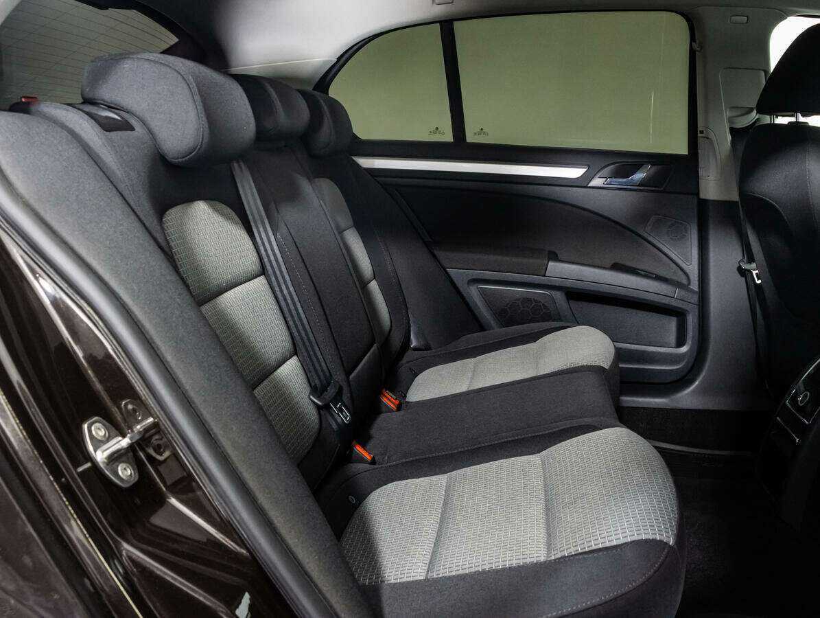 Skoda Superb, 2012 Фото №15