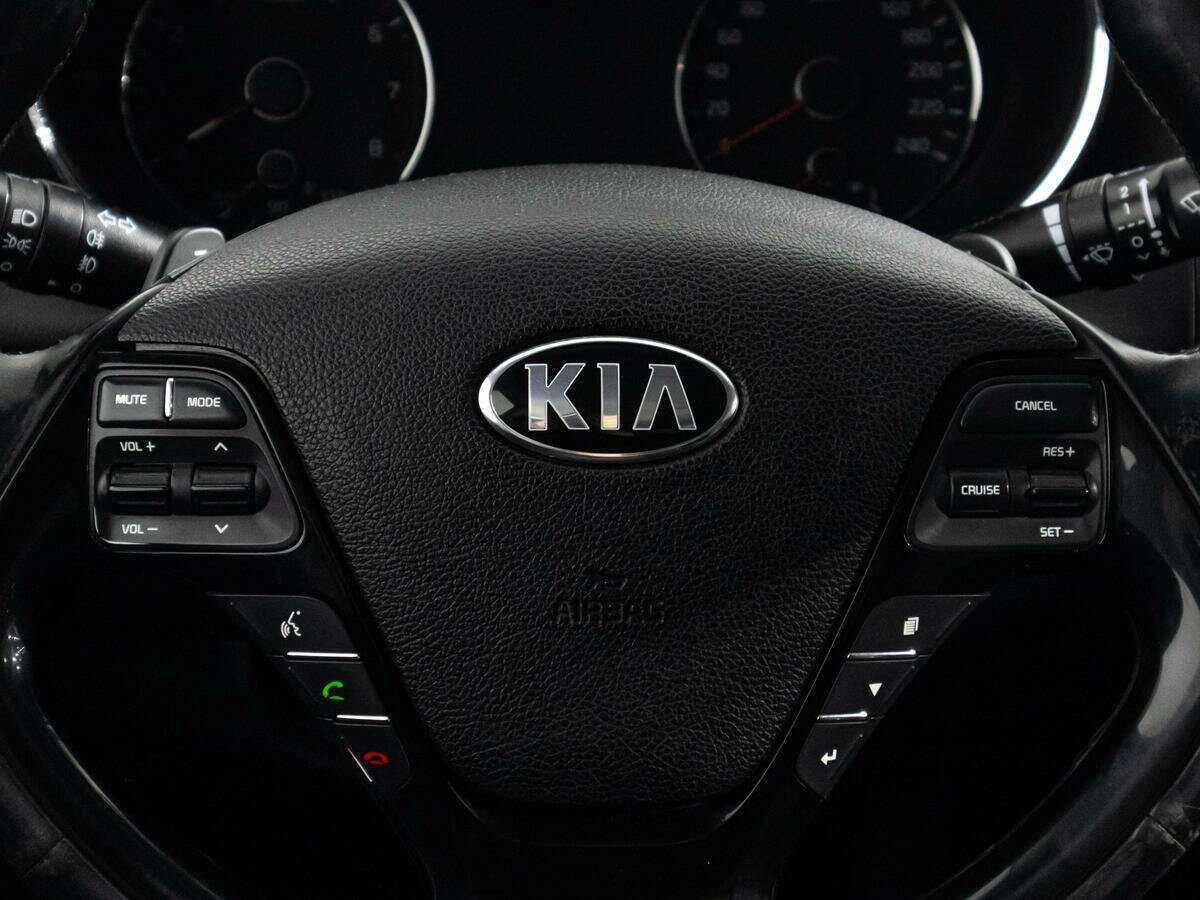 Kia Cerato, 2019 Фото №18