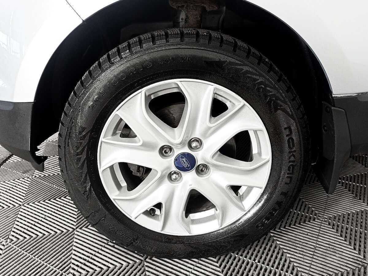 Ford EcoSport, 2015 Фото №18