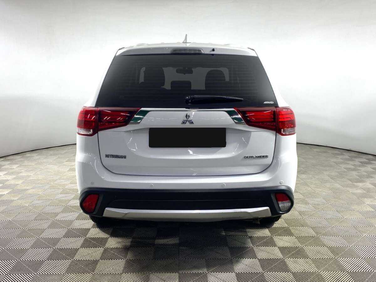 Mitsubishi Outlander, 2017 Фото №6