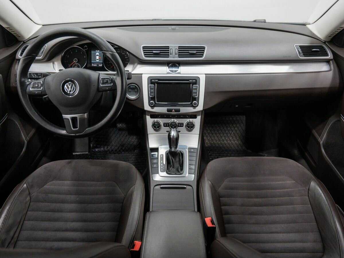 Volkswagen Passat, 2012 Фото №11