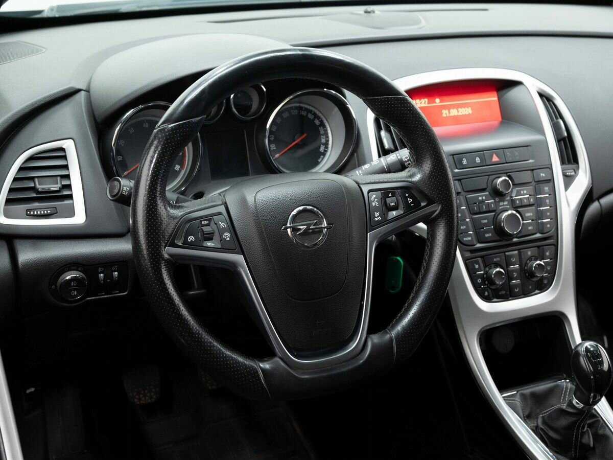 Opel Astra GTC, 2013 Фото №13