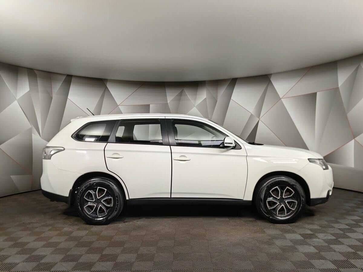 Mitsubishi Outlander, 2012 Фото №6