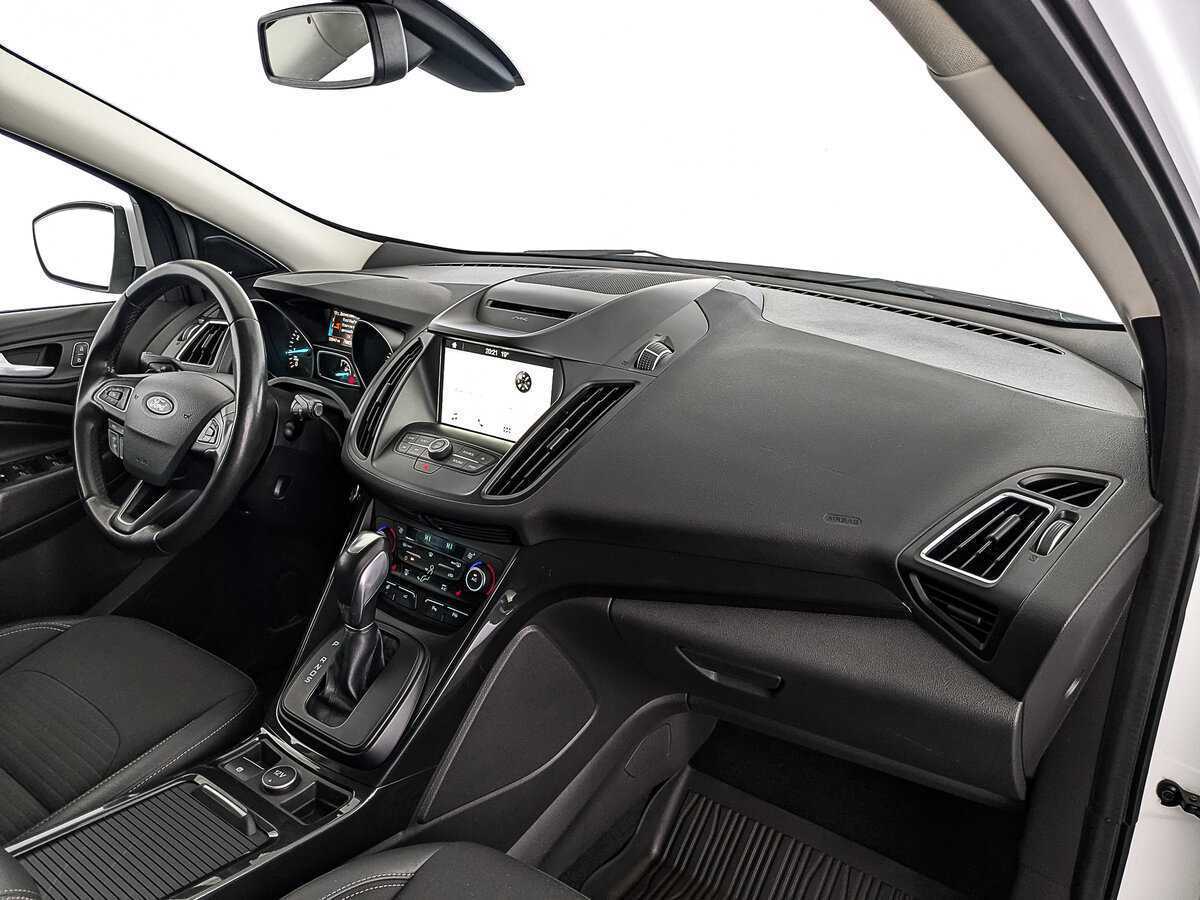 Ford Kuga, 2018 Фото №13