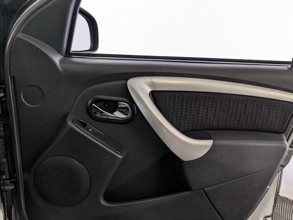 Nissan Terrano, 2015 Фото №22