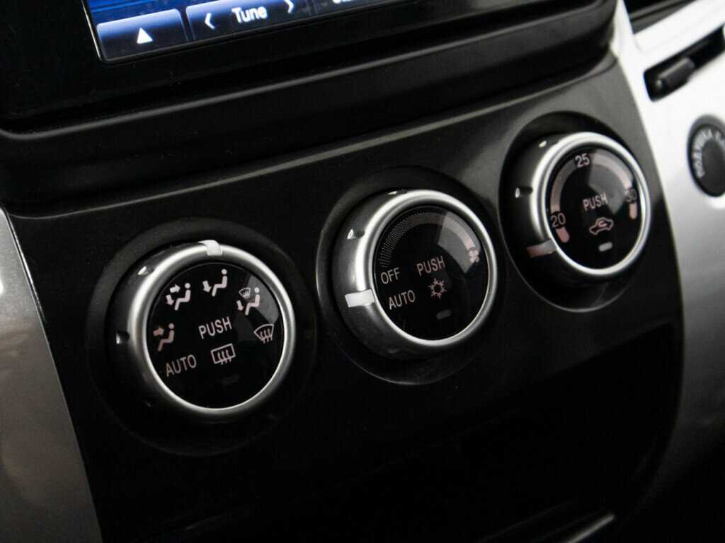 Mitsubishi Pajero Sport, 2014 Фото №16