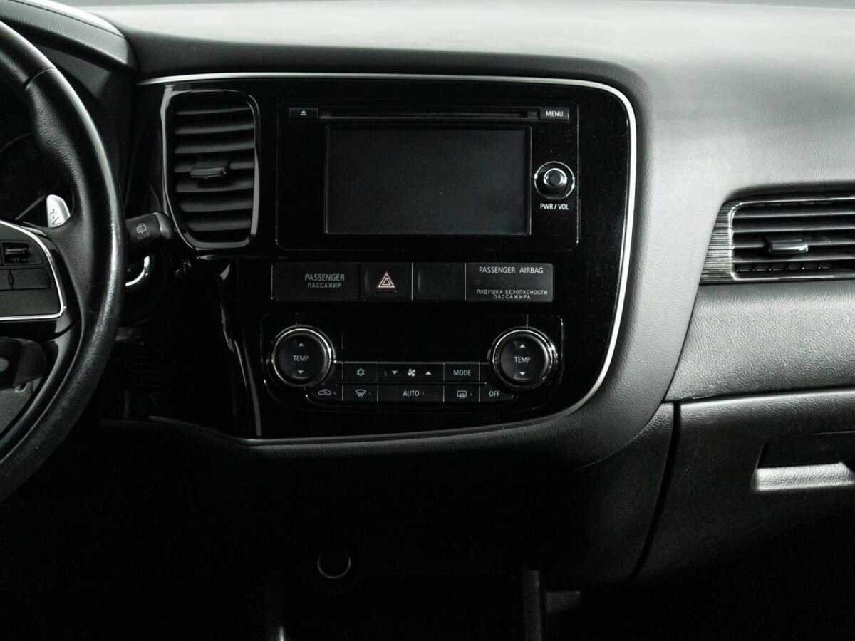 Mitsubishi Outlander, 2015 Фото №14