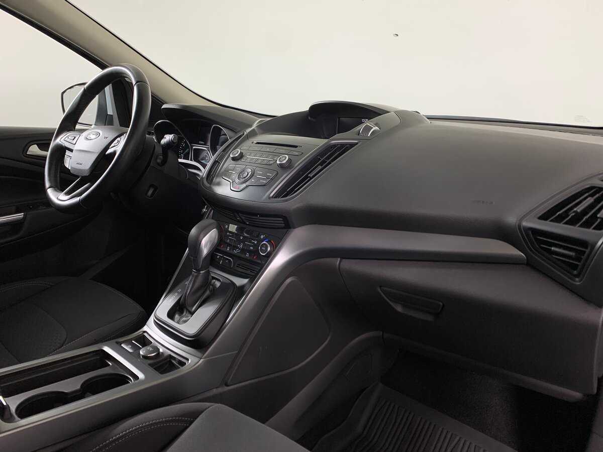 Ford Kuga, 2017 Фото №14