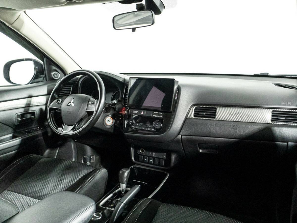 Mitsubishi Outlander, 2017 Фото №9