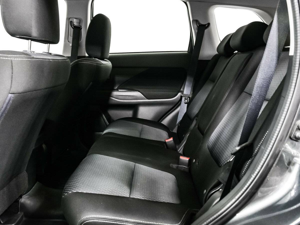 Mitsubishi Outlander, 2016 Фото №12