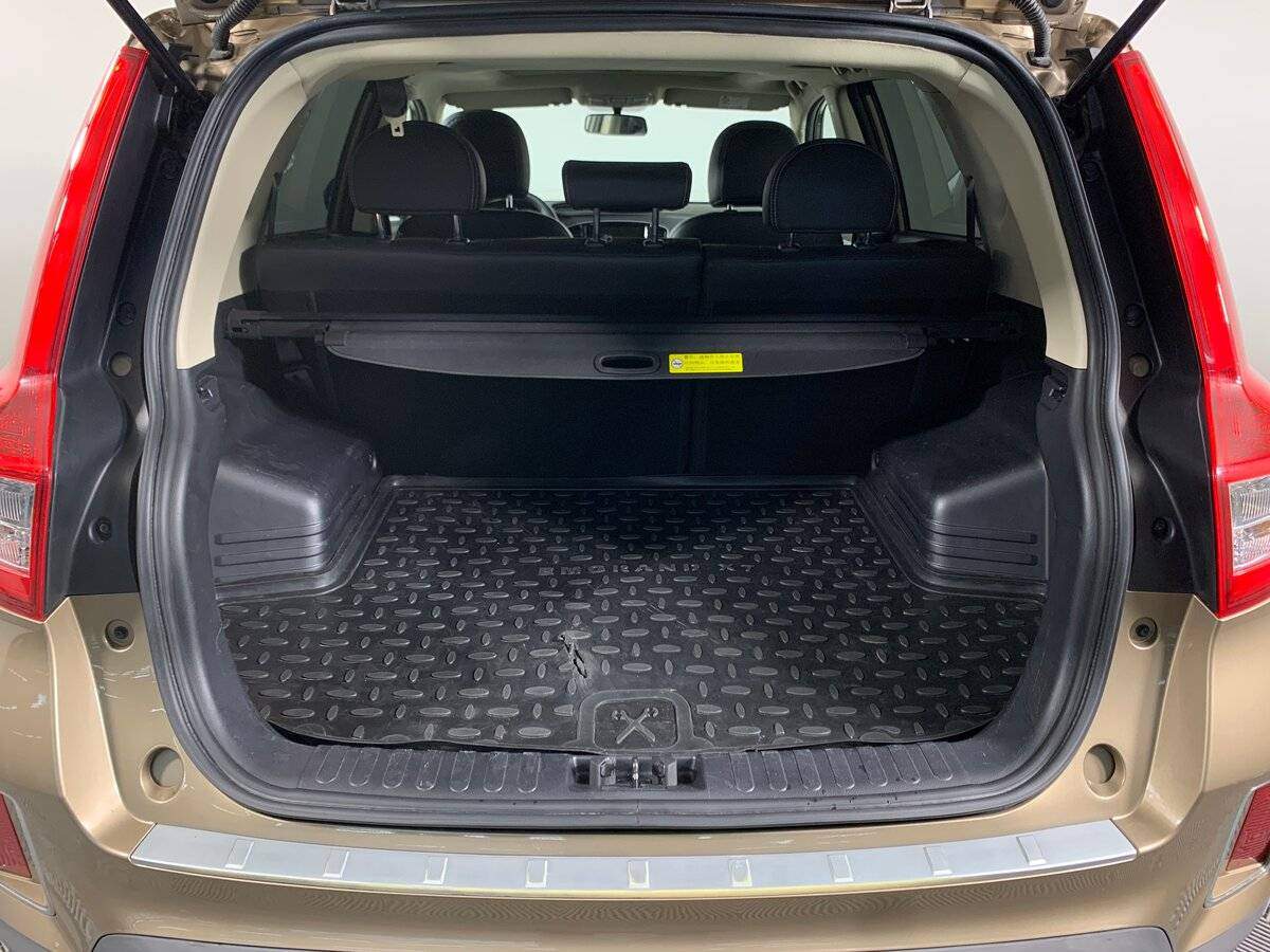 Geely Emgrand X7, 2020 Фото №20