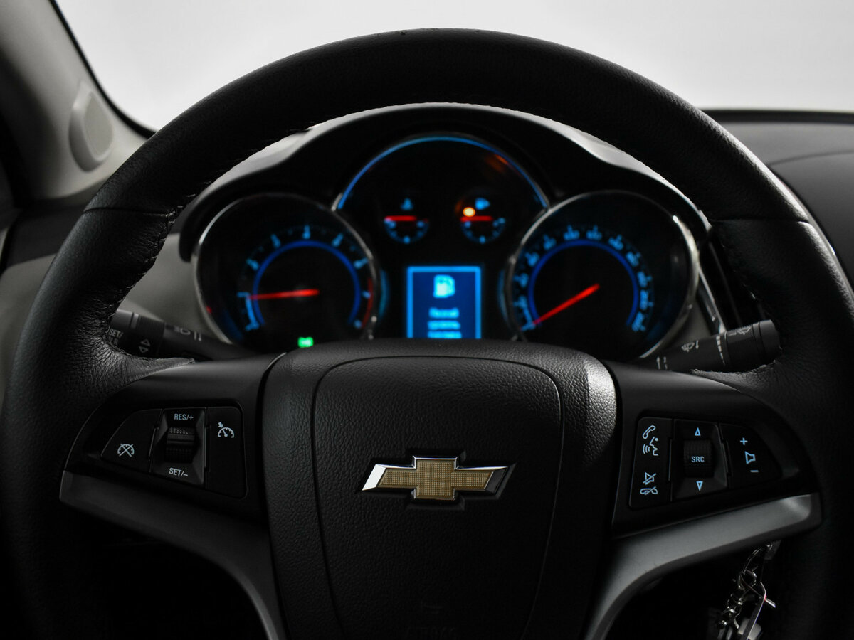 Chevrolet Cruze I Рестайлинг, 2013 Фото №14